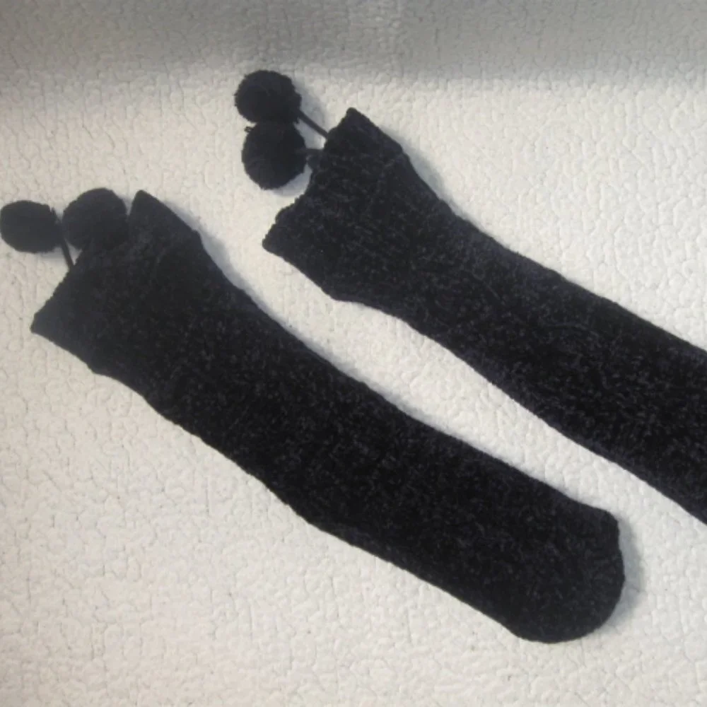 Jane and Bleecker Super Soft Gripper Socks